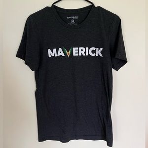 Maverick by Logan Paul Short Sleeve T-Shirt Black w/white lettering Parrot S